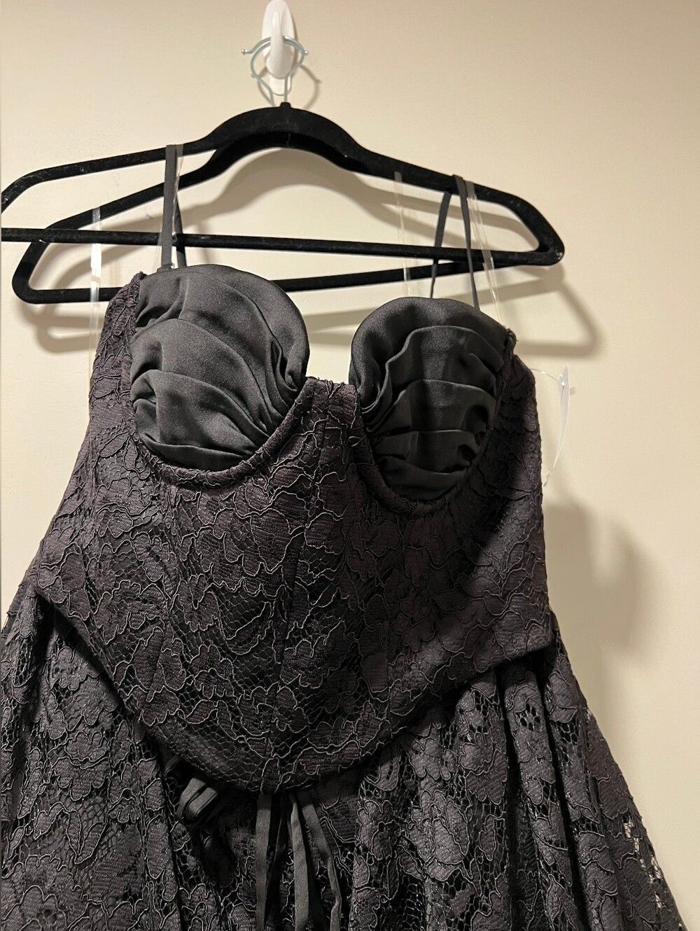 House of CB Duchess black lace corset, skirt and bolero midi dress Size Large - Picture 9 of 13
